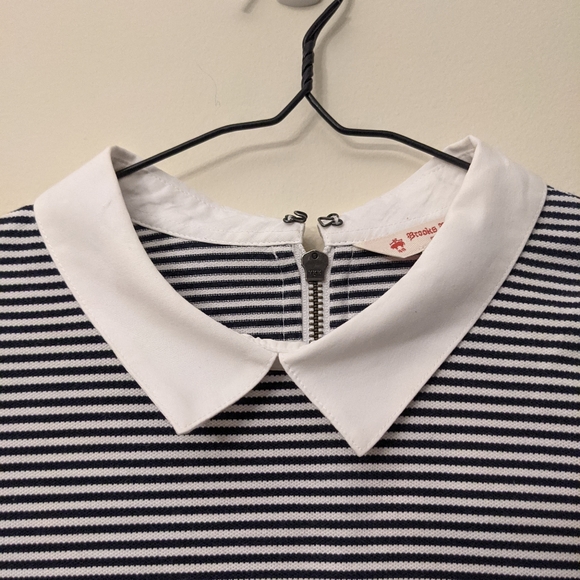 BROOKS BROTHERS White Collar Striped Tee with Zippered Back - Picture 2 of 7